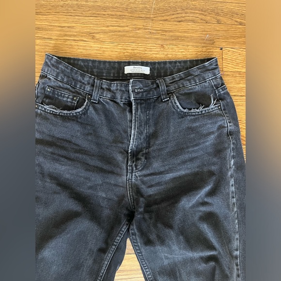 Bershka Women’s Jeans - Picture 2 of 4